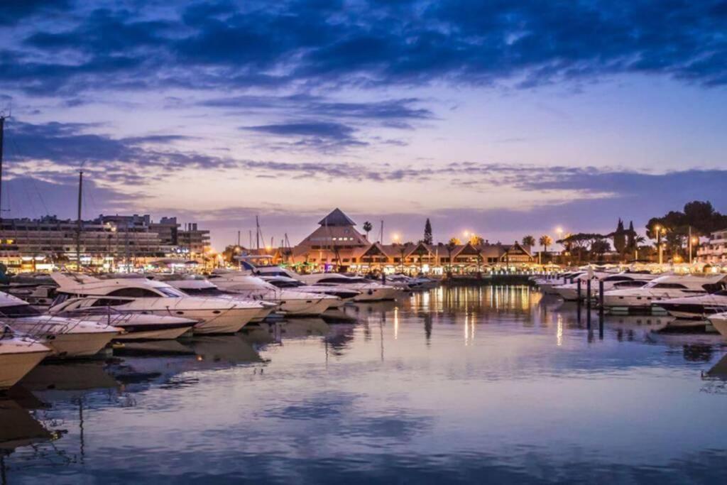 Apartment Marina Extraordinary 70 M2 T1, Marina 200m , 300m